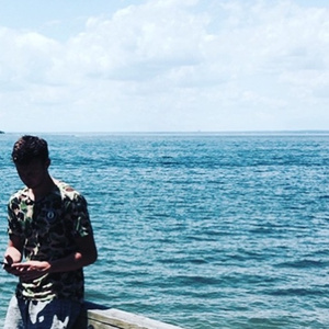 女生叉开腿让男生狂捅30分钟
