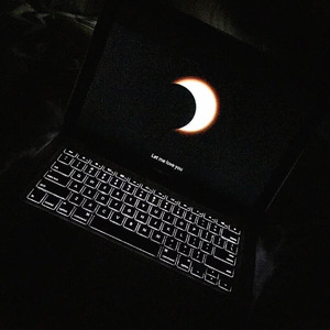 女生叉开腿让男生狂捅30分钟
